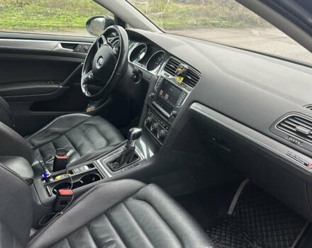 Черный Фольксваген e-Golf, объемом двигателя 0 л и пробегом 162 тыс. км за 9100 $, фото 17 на Automoto.ua