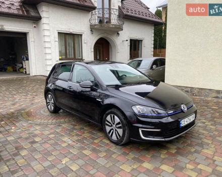 Черный Фольксваген e-Golf, объемом двигателя 0 л и пробегом 156 тыс. км за 9290 $, фото 4 на Automoto.ua