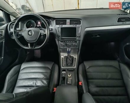 Черный Фольксваген e-Golf, объемом двигателя 0 л и пробегом 159 тыс. км за 8350 $, фото 26 на Automoto.ua