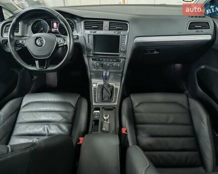 Черный Фольксваген e-Golf, объемом двигателя 0 л и пробегом 159 тыс. км за 8350 $, фото 27 на Automoto.ua