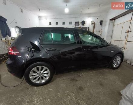 Черный Фольксваген e-Golf, объемом двигателя 0 л и пробегом 159 тыс. км за 8350 $, фото 34 на Automoto.ua