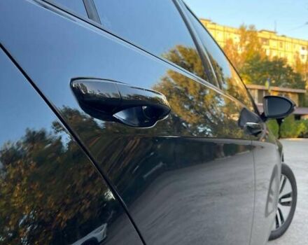 Черный Фольксваген e-Golf, объемом двигателя 0 л и пробегом 185 тыс. км за 10000 $, фото 9 на Automoto.ua