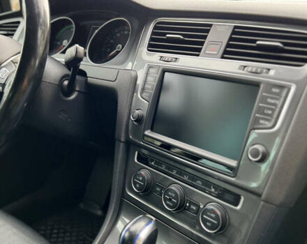 Черный Фольксваген e-Golf, объемом двигателя 0 л и пробегом 85 тыс. км за 9400 $, фото 31 на Automoto.ua