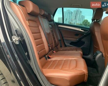 Черный Фольксваген e-Golf, объемом двигателя 0 л и пробегом 180 тыс. км за 11990 $, фото 10 на Automoto.ua