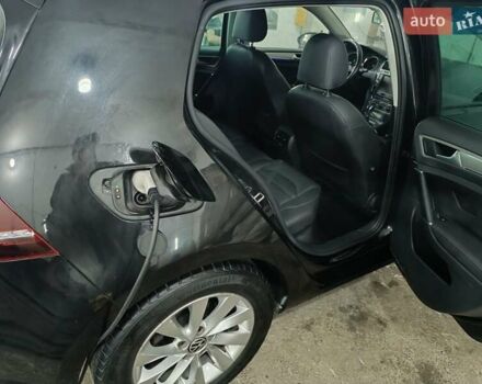 Черный Фольксваген e-Golf, объемом двигателя 0 л и пробегом 159 тыс. км за 8350 $, фото 28 на Automoto.ua