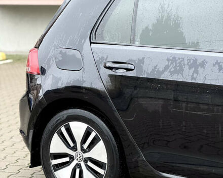 Черный Фольксваген e-Golf, объемом двигателя 0 л и пробегом 95 тыс. км за 8500 $, фото 5 на Automoto.ua