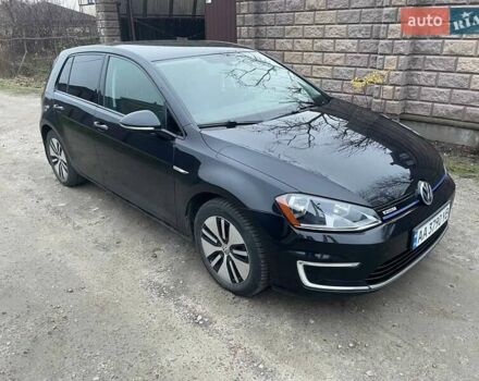 Черный Фольксваген e-Golf, объемом двигателя 0 л и пробегом 133 тыс. км за 8900 $, фото 3 на Automoto.ua