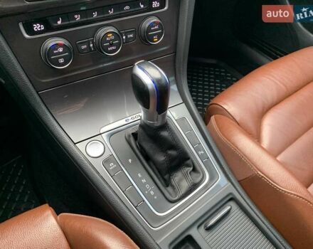 Черный Фольксваген e-Golf, объемом двигателя 0 л и пробегом 180 тыс. км за 11990 $, фото 19 на Automoto.ua