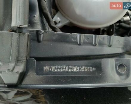 Черный Фольксваген e-Golf, объемом двигателя 0 л и пробегом 159 тыс. км за 8350 $, фото 4 на Automoto.ua