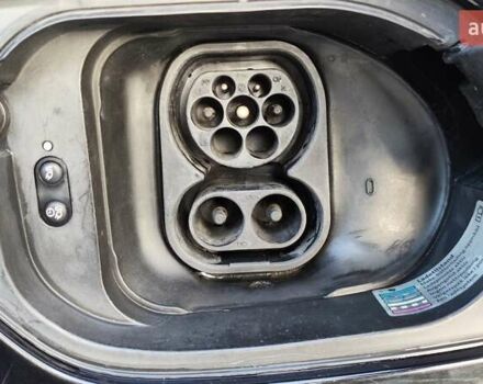 Черный Фольксваген e-Golf, объемом двигателя 0 л и пробегом 131 тыс. км за 9199 $, фото 11 на Automoto.ua