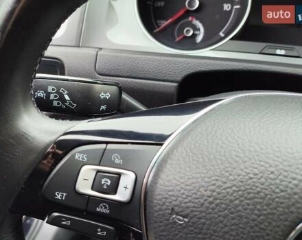 Черный Фольксваген e-Golf, объемом двигателя 0 л и пробегом 131 тыс. км за 9199 $, фото 23 на Automoto.ua