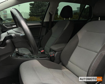 Черный Фольксваген e-Golf, объемом двигателя 24 л и пробегом 96 тыс. км за 8500 $, фото 13 на Automoto.ua