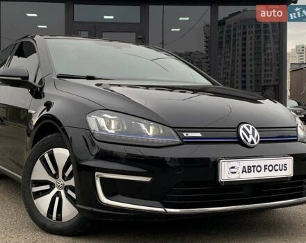 Черный Фольксваген e-Golf, объемом двигателя 0 л и пробегом 180 тыс. км за 11990 $, фото 1 на Automoto.ua