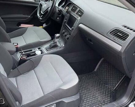 Черный Фольксваген e-Golf, объемом двигателя 0 л и пробегом 128 тыс. км за 9500 $, фото 7 на Automoto.ua