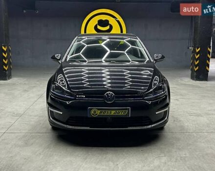 Черный Фольксваген e-Golf, объемом двигателя 0 л и пробегом 90 тыс. км за 11500 $, фото 1 на Automoto.ua