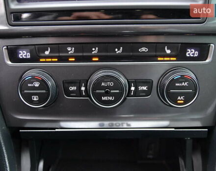 Черный Фольксваген e-Golf, объемом двигателя 0 л и пробегом 134 тыс. км за 8700 $, фото 26 на Automoto.ua