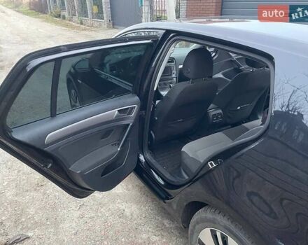 Черный Фольксваген e-Golf, объемом двигателя 0 л и пробегом 133 тыс. км за 8900 $, фото 13 на Automoto.ua