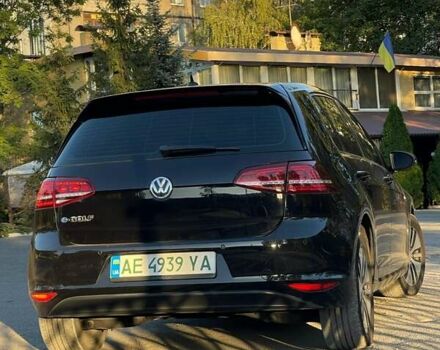 Черный Фольксваген e-Golf, объемом двигателя 0 л и пробегом 185 тыс. км за 10000 $, фото 3 на Automoto.ua