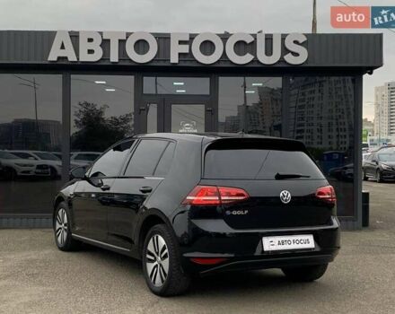 Черный Фольксваген e-Golf, объемом двигателя 0 л и пробегом 180 тыс. км за 11990 $, фото 4 на Automoto.ua