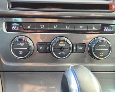 Черный Фольксваген e-Golf, объемом двигателя 0 л и пробегом 131 тыс. км за 9199 $, фото 52 на Automoto.ua