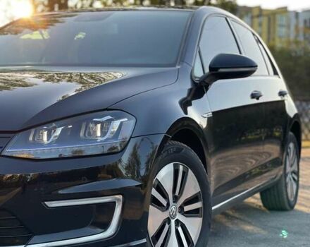 Черный Фольксваген e-Golf, объемом двигателя 0 л и пробегом 185 тыс. км за 10000 $, фото 7 на Automoto.ua