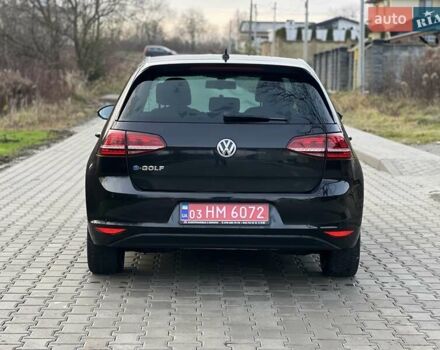 Черный Фольксваген e-Golf, объемом двигателя 0 л и пробегом 118 тыс. км за 7950 $, фото 6 на Automoto.ua