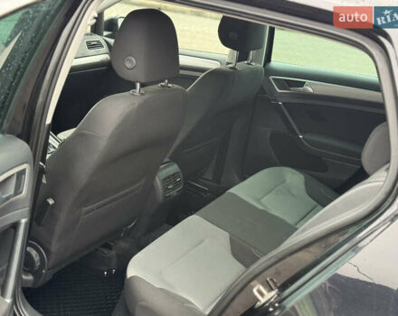 Черный Фольксваген e-Golf, объемом двигателя 0 л и пробегом 141 тыс. км за 8600 $, фото 12 на Automoto.ua