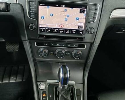 Черный Фольксваген e-Golf, объемом двигателя 0 л и пробегом 159 тыс. км за 8350 $, фото 20 на Automoto.ua