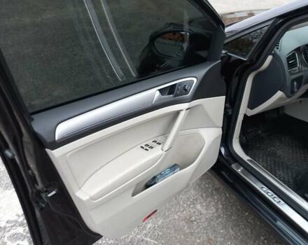 Черный Фольксваген e-Golf, объемом двигателя 0 л и пробегом 115 тыс. км за 10000 $, фото 19 на Automoto.ua