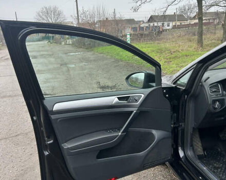 Черный Фольксваген e-Golf, объемом двигателя 0 л и пробегом 162 тыс. км за 9100 $, фото 10 на Automoto.ua