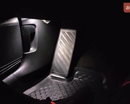 Черный Фольксваген e-Golf, объемом двигателя 0 л и пробегом 131 тыс. км за 9199 $, фото 65 на Automoto.ua