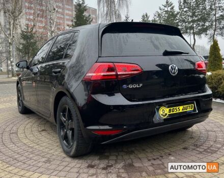 Черный Фольксваген e-Golf, объемом двигателя 24 л и пробегом 96 тыс. км за 8500 $, фото 4 на Automoto.ua