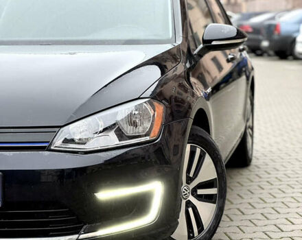 Черный Фольксваген e-Golf, объемом двигателя 0 л и пробегом 95 тыс. км за 8500 $, фото 10 на Automoto.ua