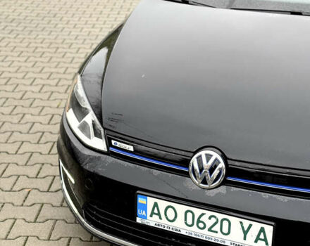 Черный Фольксваген e-Golf, объемом двигателя 0 л и пробегом 95 тыс. км за 8500 $, фото 4 на Automoto.ua