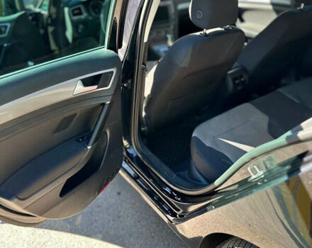 Черный Фольксваген e-Golf, объемом двигателя 0 л и пробегом 118 тыс. км за 8900 $, фото 14 на Automoto.ua