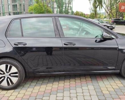 Черный Фольксваген e-Golf, объемом двигателя 0 л и пробегом 131 тыс. км за 9199 $, фото 6 на Automoto.ua