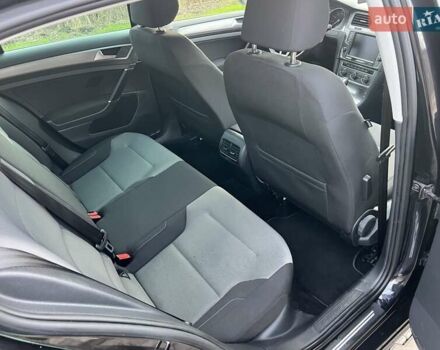 Черный Фольксваген e-Golf, объемом двигателя 0 л и пробегом 118 тыс. км за 7950 $, фото 22 на Automoto.ua
