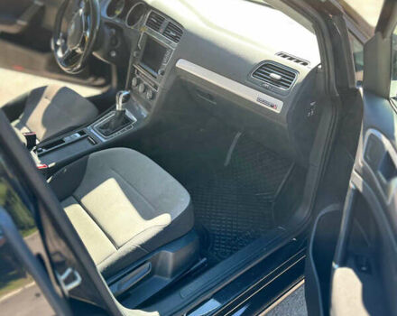 Черный Фольксваген e-Golf, объемом двигателя 0 л и пробегом 118 тыс. км за 8900 $, фото 16 на Automoto.ua