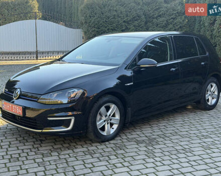 Черный Фольксваген e-Golf, объемом двигателя 0 л и пробегом 84 тыс. км за 9350 $, фото 3 на Automoto.ua