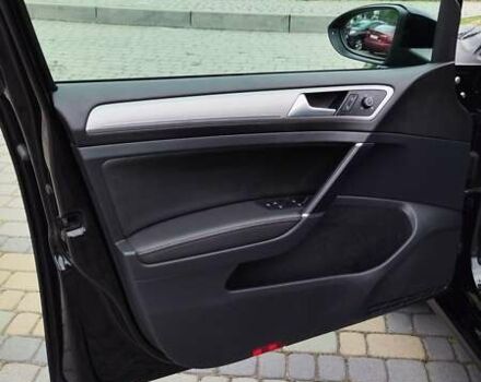 Черный Фольксваген e-Golf, объемом двигателя 0 л и пробегом 131 тыс. км за 9199 $, фото 16 на Automoto.ua