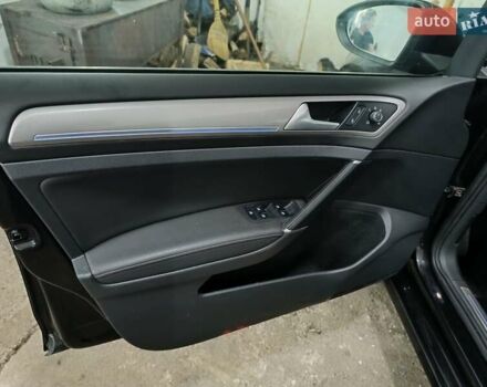 Черный Фольксваген e-Golf, объемом двигателя 0 л и пробегом 159 тыс. км за 8350 $, фото 21 на Automoto.ua