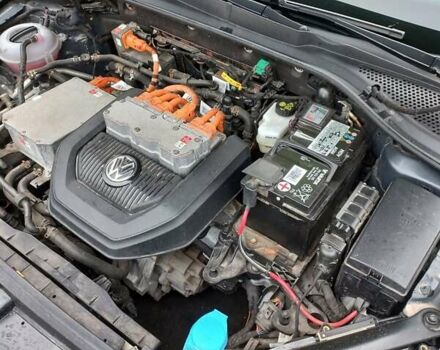 Черный Фольксваген e-Golf, объемом двигателя 0 л и пробегом 115 тыс. км за 10000 $, фото 16 на Automoto.ua