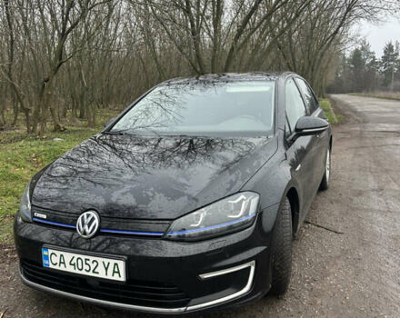 Черный Фольксваген e-Golf, объемом двигателя 0 л и пробегом 162 тыс. км за 9100 $, фото 1 на Automoto.ua