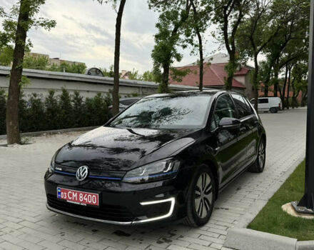 Чорний Фольксваген e-Golf, об'ємом двигуна 0 л та пробігом 59 тис. км за 10950 $, фото 6 на Automoto.ua