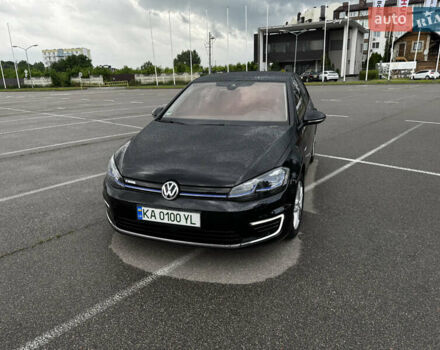Черный Фольксваген e-Golf, объемом двигателя 0 л и пробегом 125 тыс. км за 16000 $, фото 9 на Automoto.ua