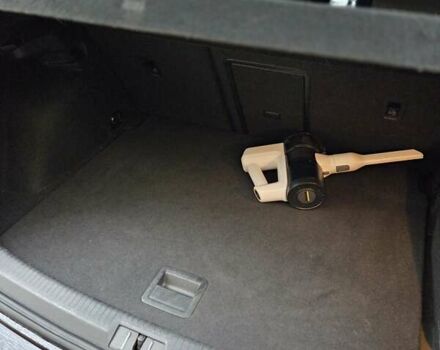 Черный Фольксваген e-Golf, объемом двигателя 0 л и пробегом 92 тыс. км за 17000 $, фото 20 на Automoto.ua