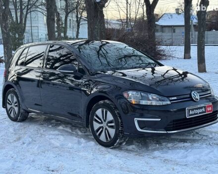 Черный Фольксваген e-Golf, объемом двигателя 0 л и пробегом 65 тыс. км за 14890 $, фото 2 на Automoto.ua