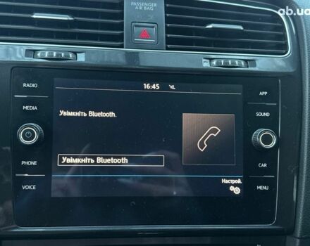 Черный Фольксваген e-Golf, объемом двигателя 0 л и пробегом 65 тыс. км за 14890 $, фото 8 на Automoto.ua