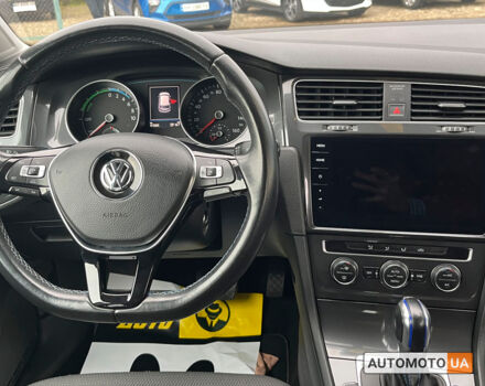 Чорний Фольксваген e-Golf, об'ємом двигуна 36 л та пробігом 41 тис. км за 14000 $, фото 16 на Automoto.ua