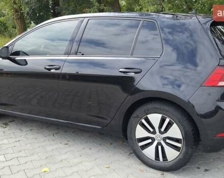 Черный Фольксваген e-Golf, объемом двигателя 0 л и пробегом 180 тыс. км за 12600 $, фото 1 на Automoto.ua